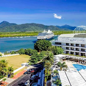 Pullman Reef Casino Отель Кэрнс